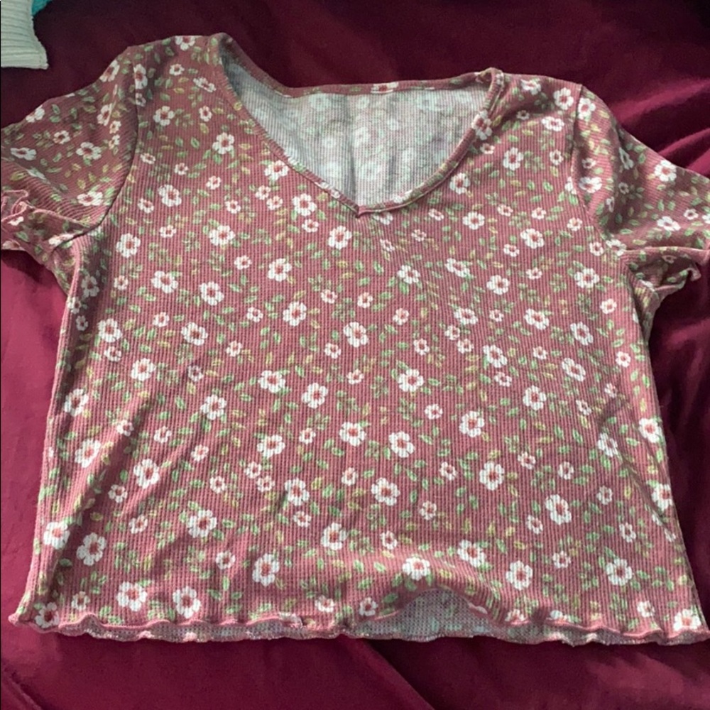 Flower petite tee